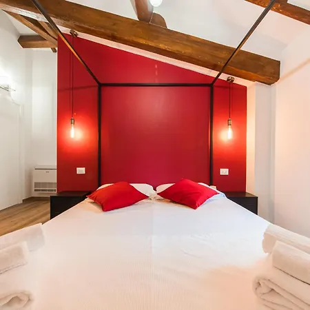 Lejlighed Cicogna House