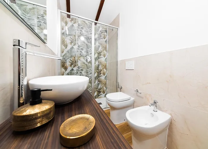 Daire Cicogna House *