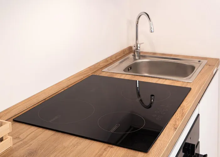 Daire Cicogna House *